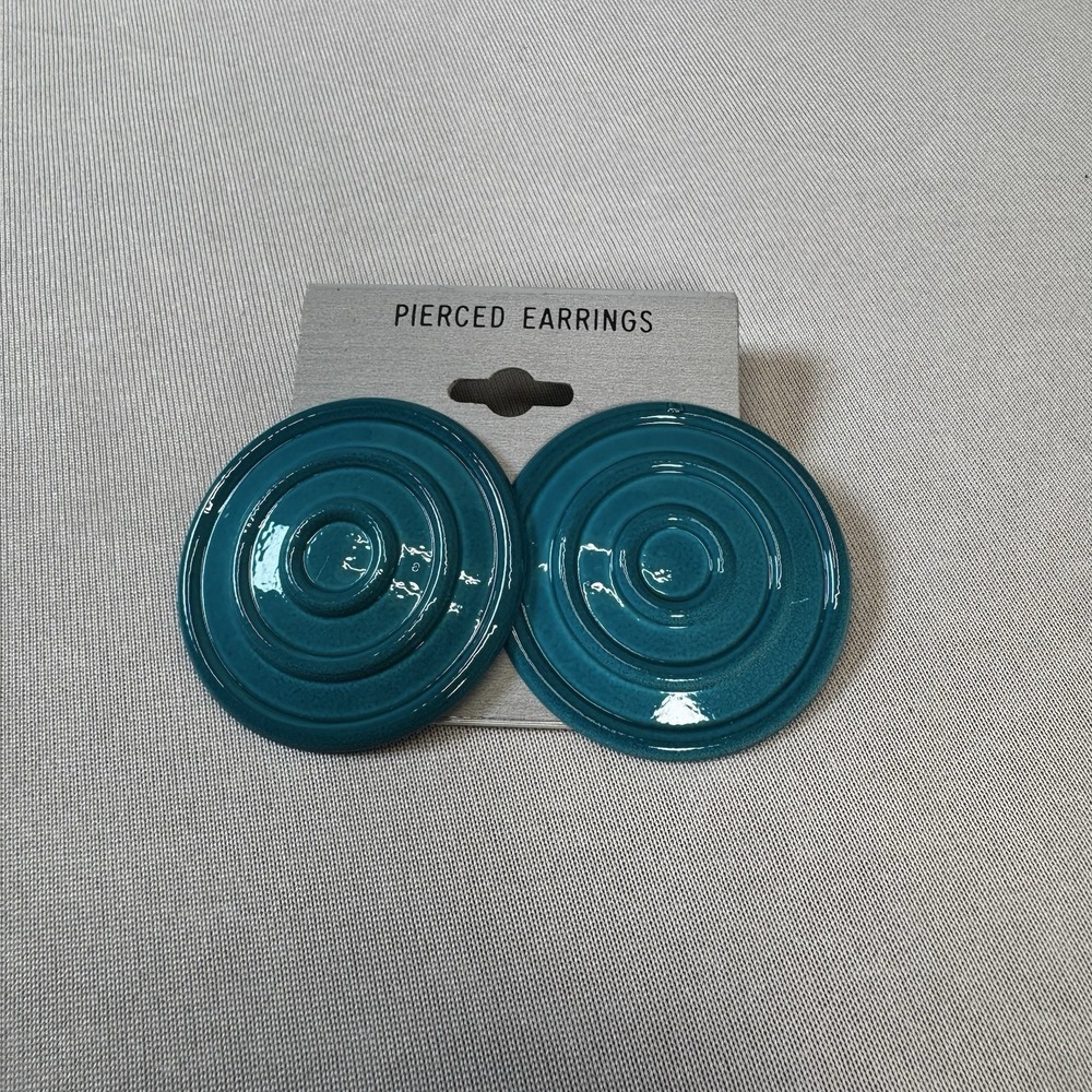 Teal Round 80's Styleโ Earrings